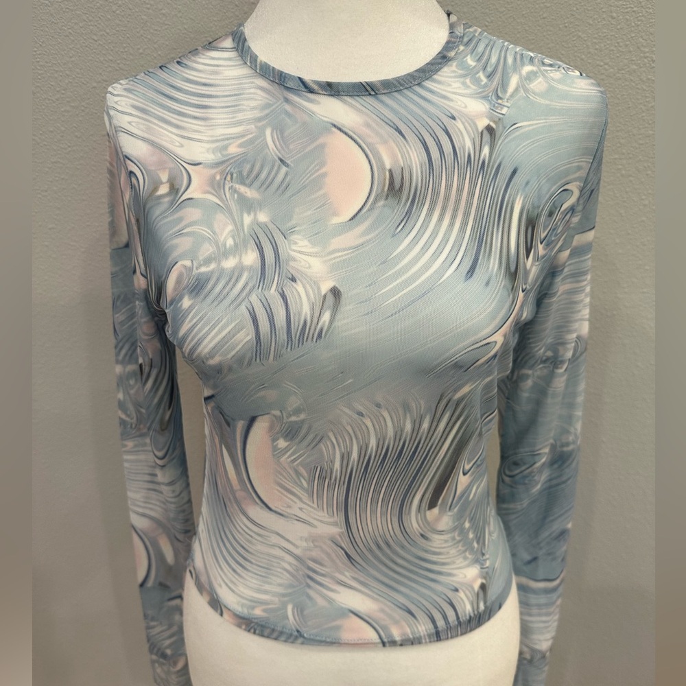 Cute mesh long sleeve top